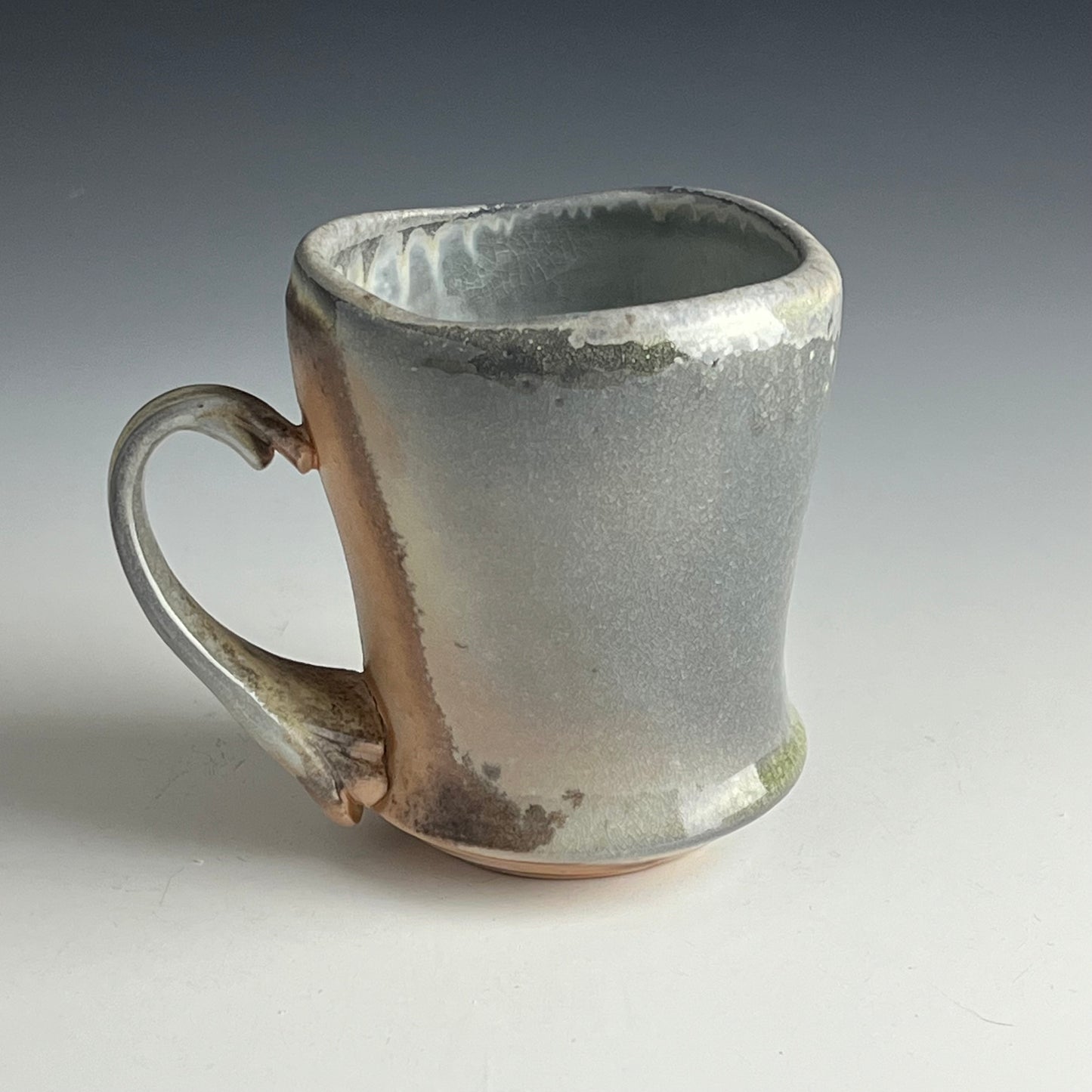 Mug with crystals